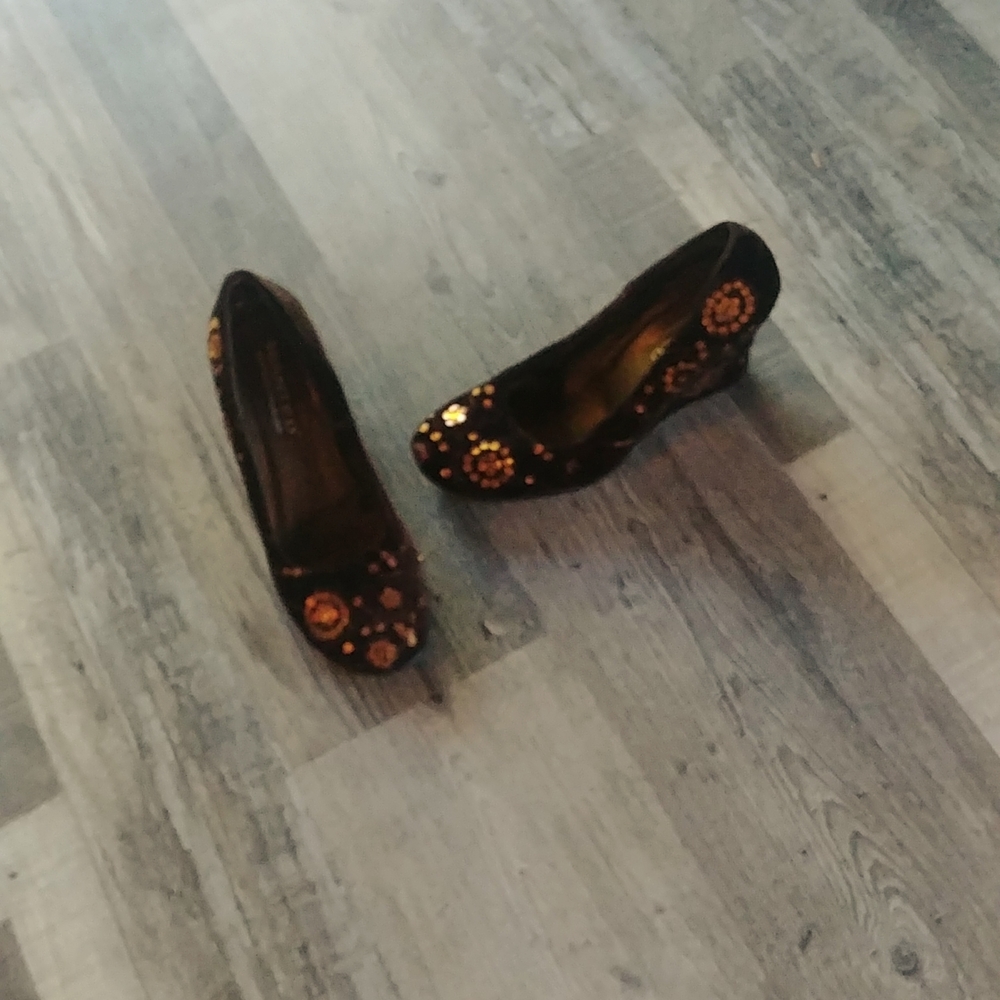 dark brown suede wedge shoes with orange sequins. Size 8